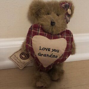 Plush Boyds bear - Love you Grandma from "Thinking of Ya" series
